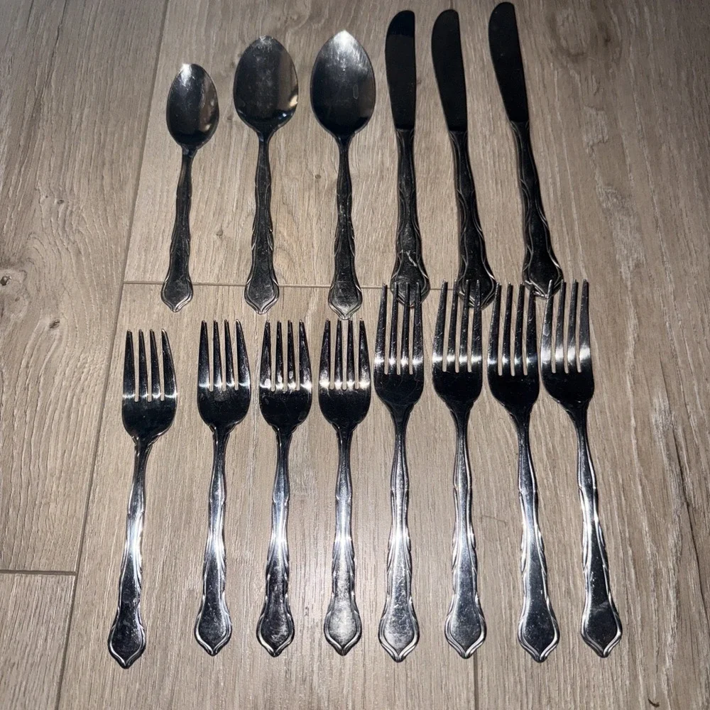 Set‎ of 14 Reed and Barton Select Stainless POMPEI POMPEII Forks Spoons Knives
